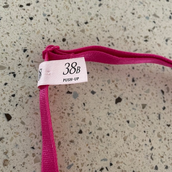 Victoria's Secret So Obsessed Bra Smooth Push Up Padded Wireless Hot Pink 38B - Picture 3 of 3